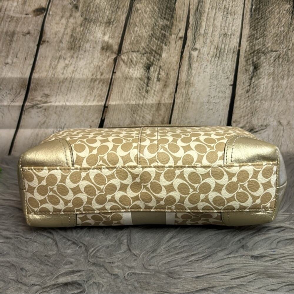 Coach Gold and Cream Shoulder Bag - Picture 4 of 12